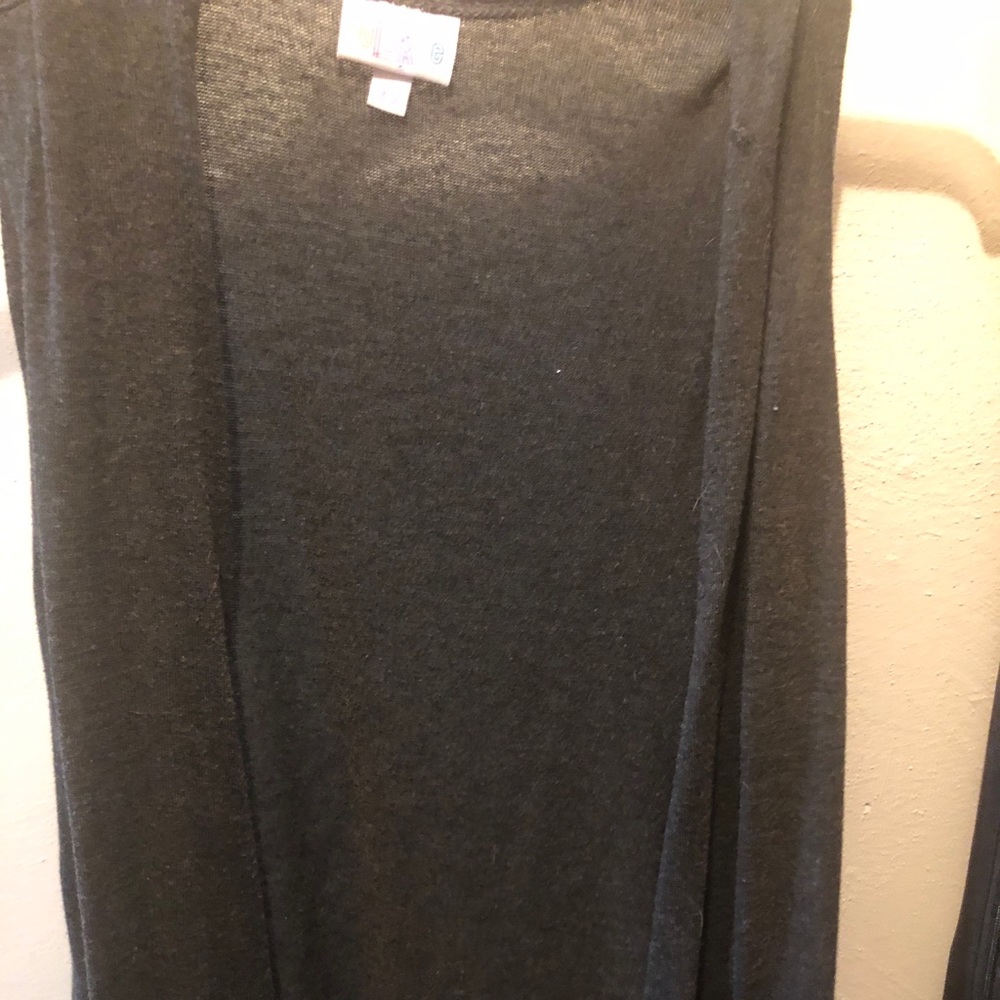 EUC LuLaRoe Joy size XS